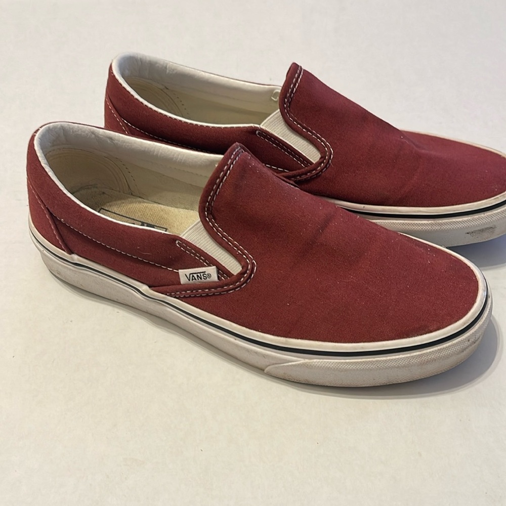 Women’s vans slip ons